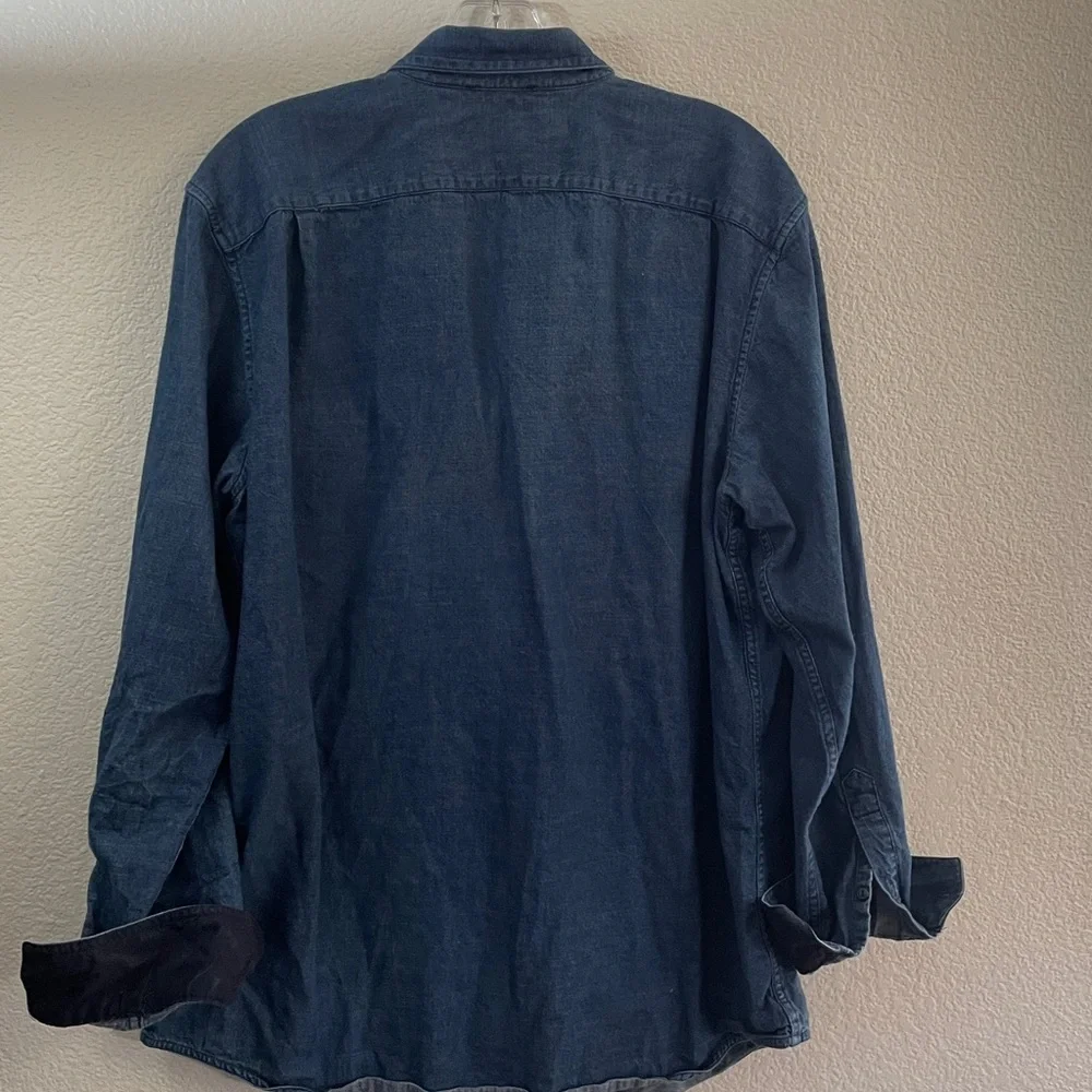 Banana Republic Blue denim Chambray button western weekend 100%cotton L